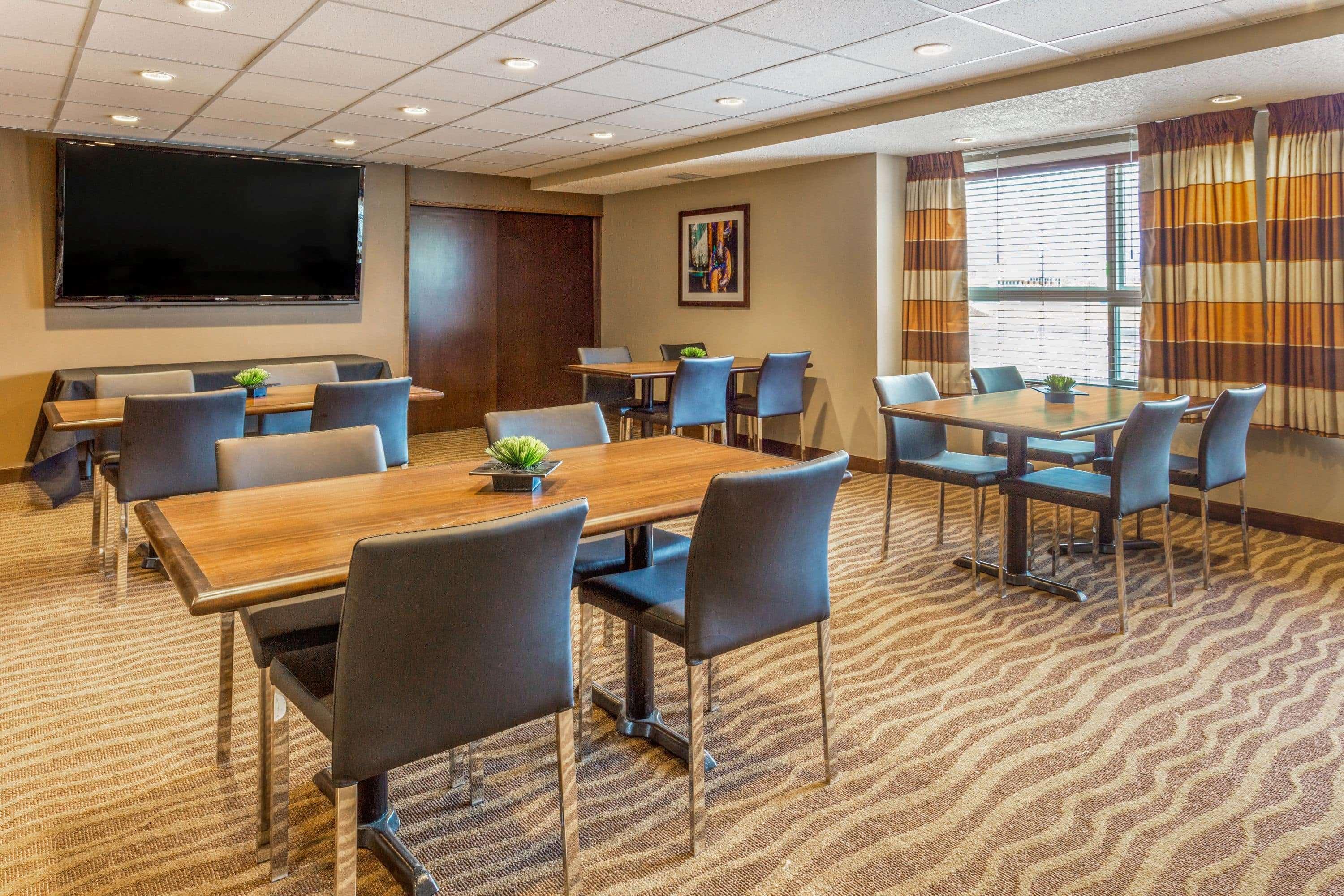 Microtel Inn & Suites By Wyndham ווייטקורט מראה חיצוני תמונה
