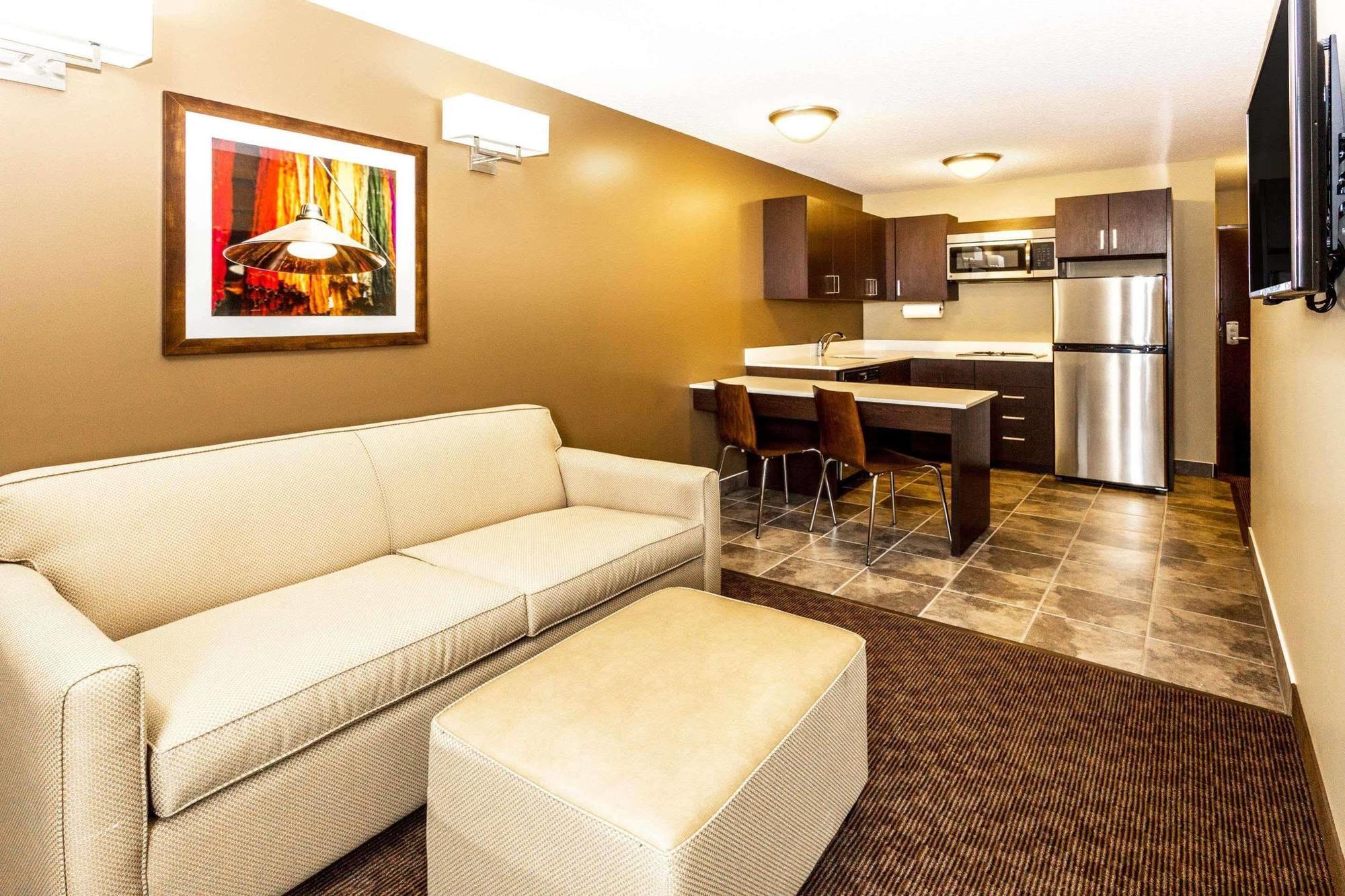Microtel Inn & Suites By Wyndham ווייטקורט מראה חיצוני תמונה